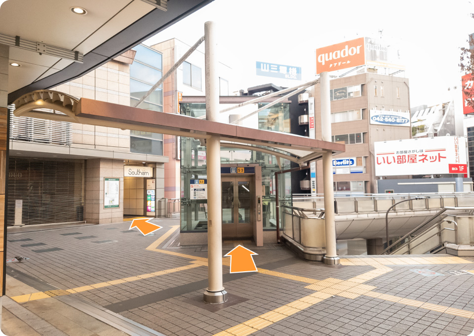 立川駅南口のペデストリアンデッキ